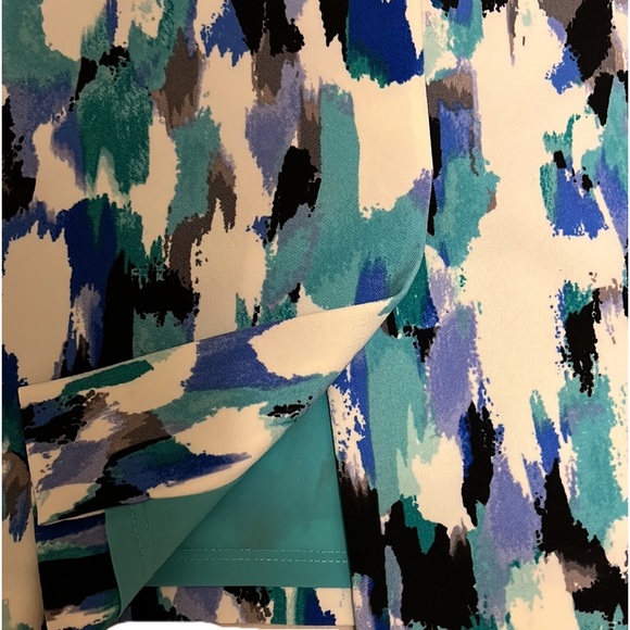 Kasper, Slit In Back, Zipper Closure, Straight Skirt, Multi Colors, Size 6 - Picture 3 of 7